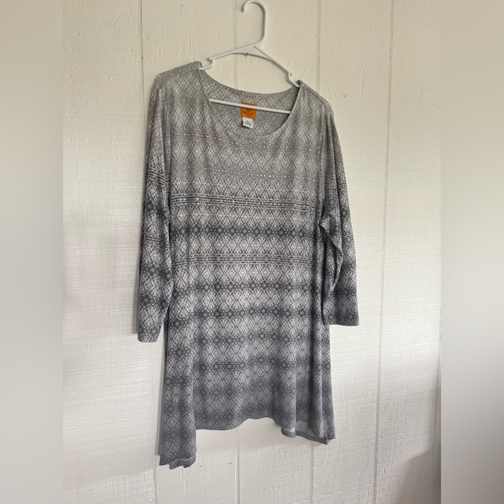 Ruby Rd. Gray Patterned Tunic Top - Picture 1 of 5